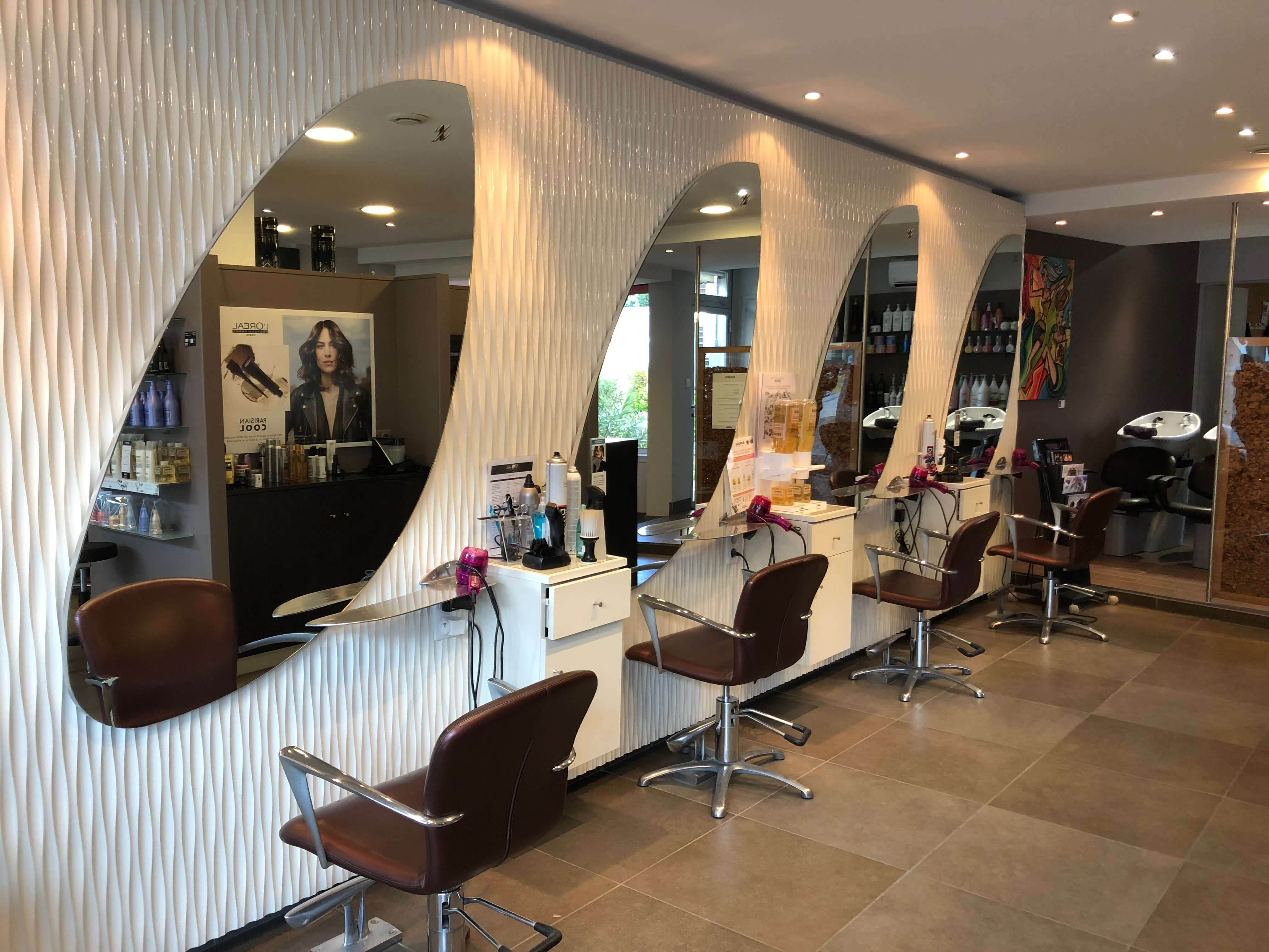 Les salons Baranger, salon de coiffure à Saint Hilaire de Riez, Sion-sur-l'océan, coiffeur, coiffure, evenementiel, coloriste, coupe, coiffure mixte, coupe mode, mèches, balayage, lissage, lissage brésilien